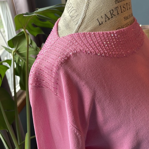 Lisa International pink long sleeved top with embellished collar - Picture 5 of 12